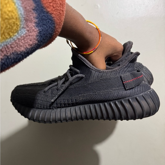 yeezy v2 - Picture 2 of 5